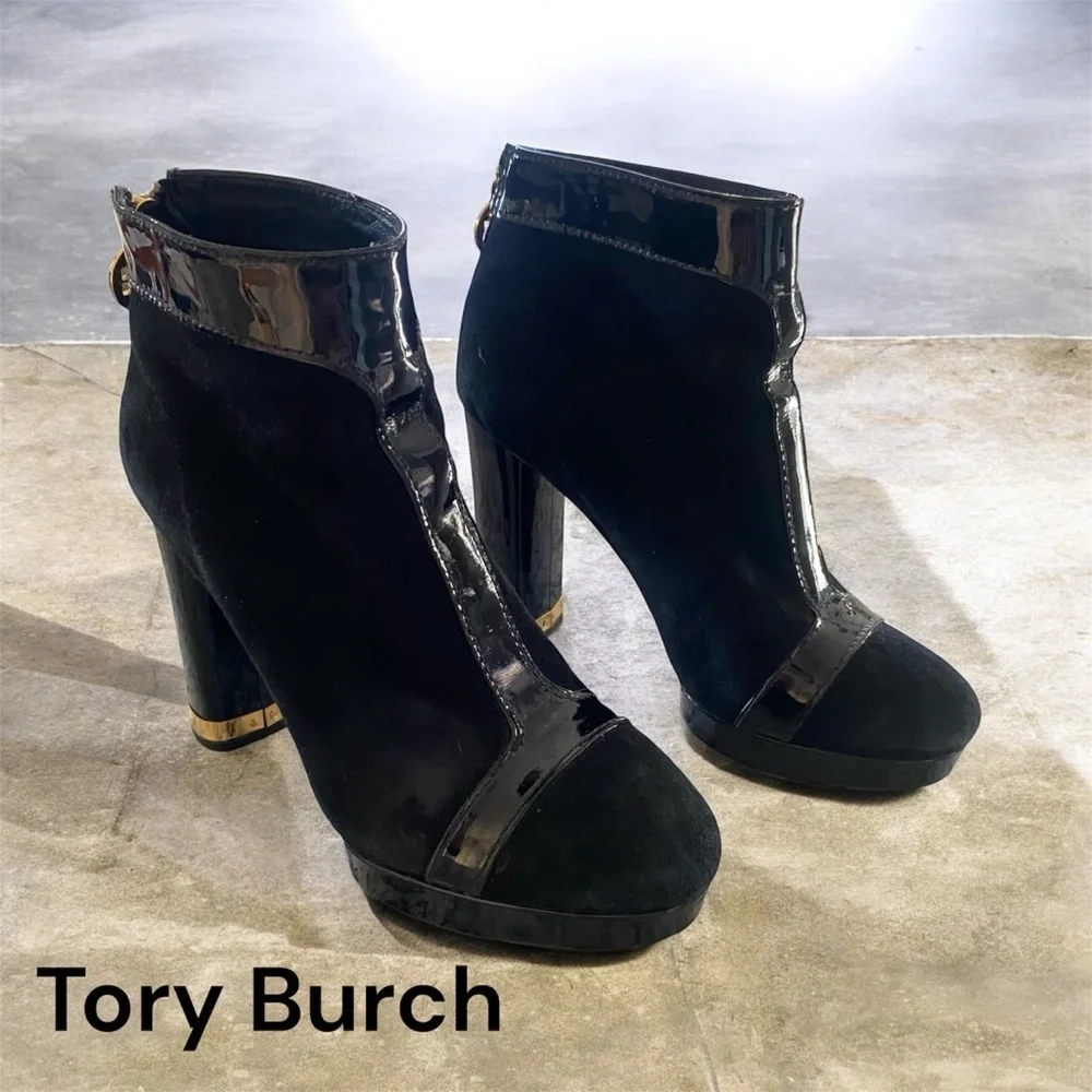 Tory Burch Suede & Patent Leather Heeled Booties – Size 7